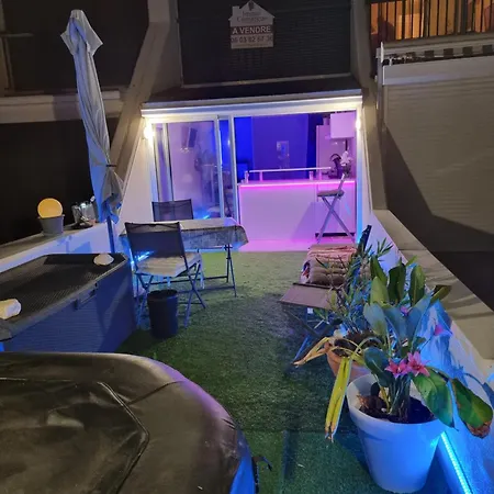 Jenna's Naturiste Cap D'agde *